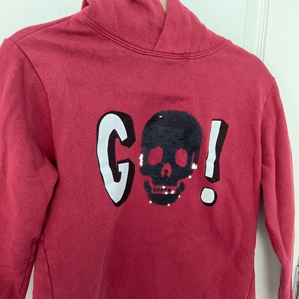 Zara teen sweatshirt size 13-14, w/sequins great condition